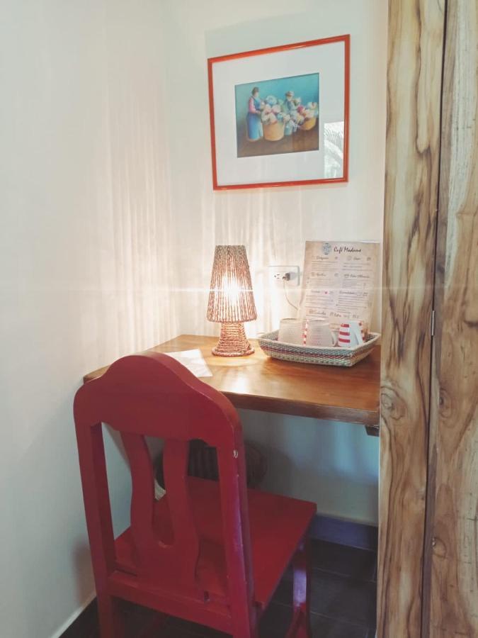 Hotel Casita Madame à Puerto López Extérieur photo