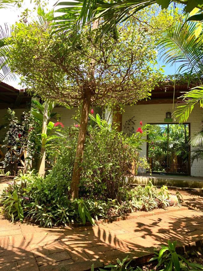 Hotel Casita Madame à Puerto López Extérieur photo