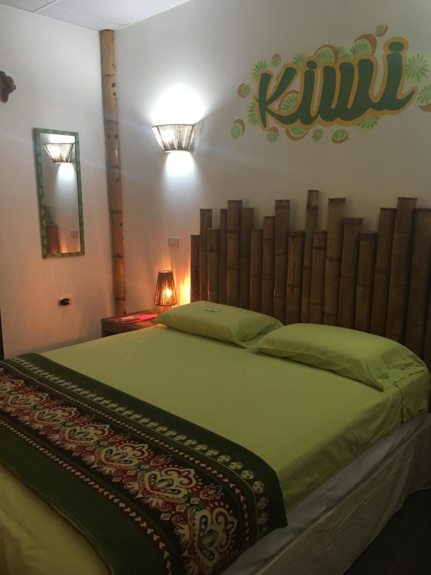 Hotel Casita Madame à Puerto López Extérieur photo